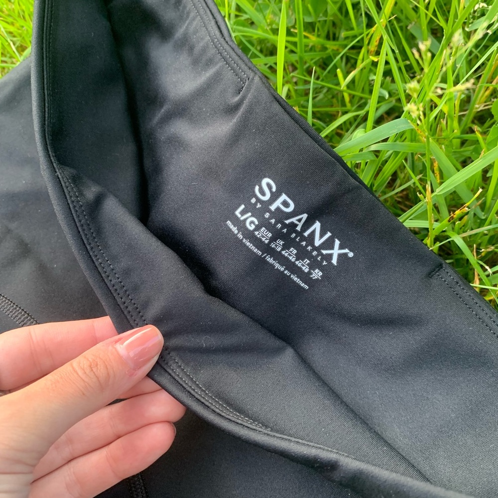 Spanx Booty Sculpt Straight Leg Pant